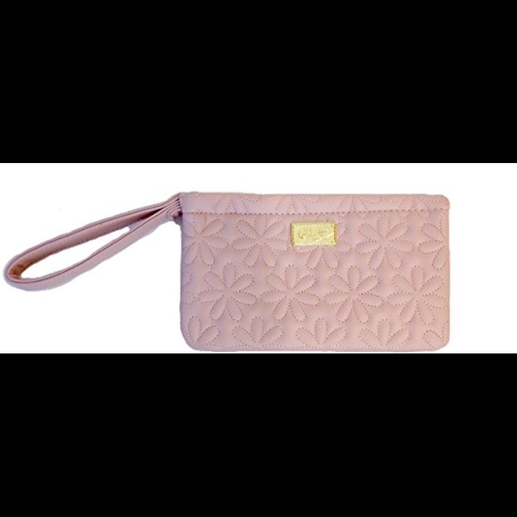 π₯SOLDπ₯Betsey Johnson Tote,Wristlet,Coin Purse - Picture 5 of 8